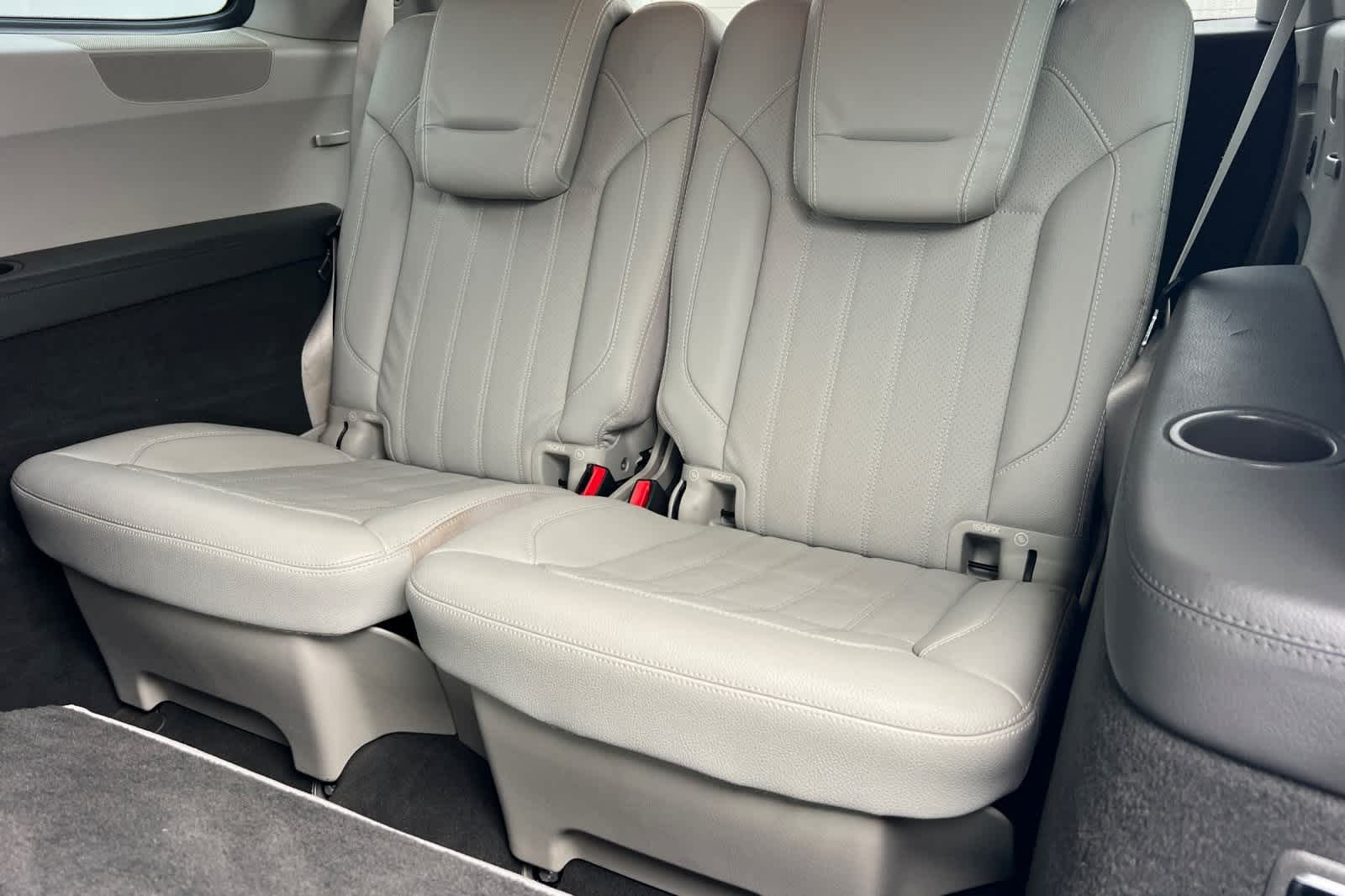 Thumbnail: 2016 Mercedes-Benz GL-Class - 18