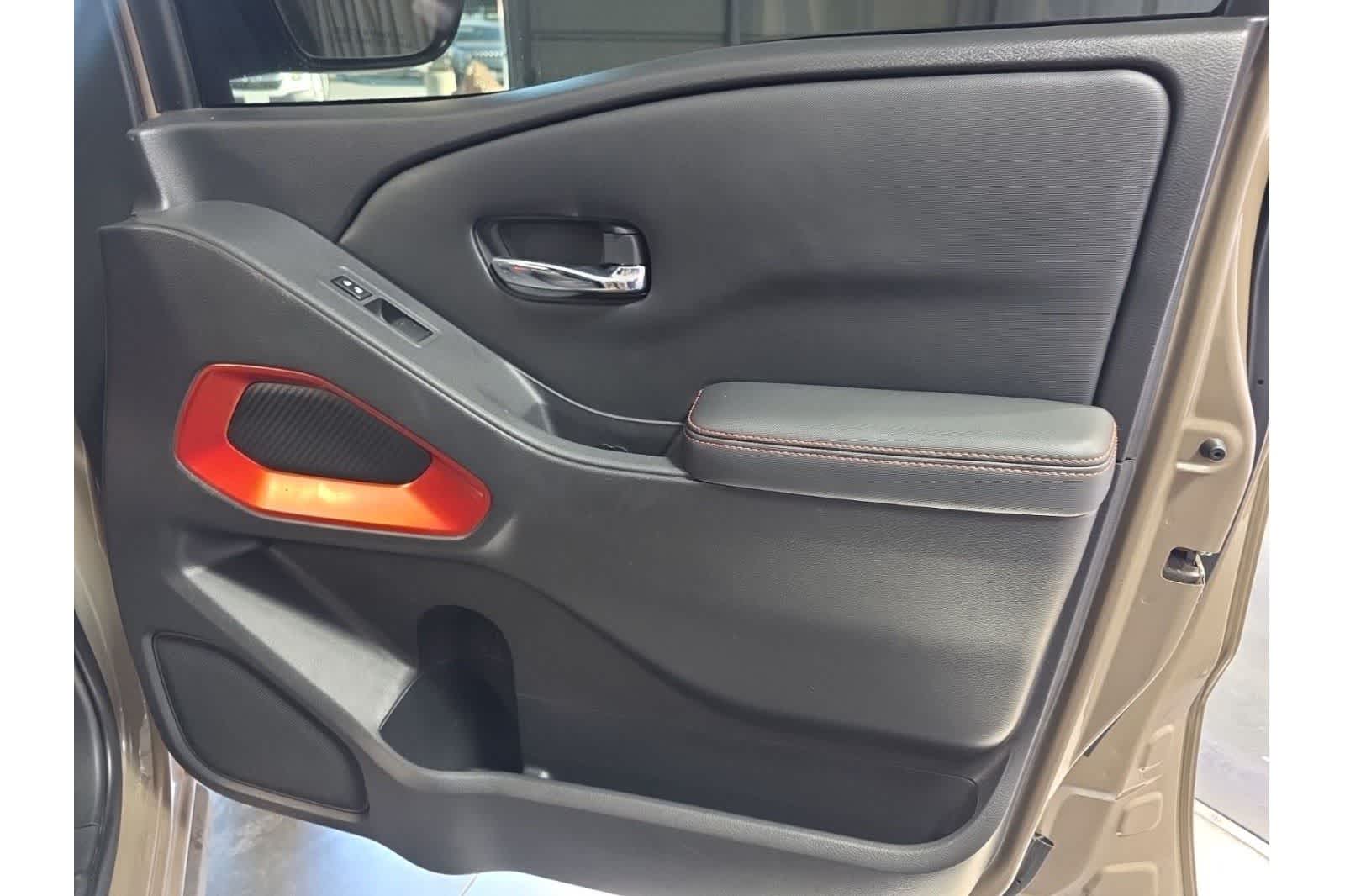 Thumbnail: 2023 Nissan Frontier - 15