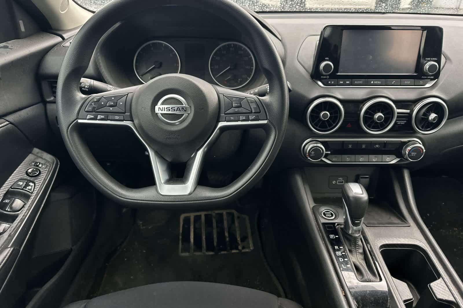 Thumbnail: 2021 Nissan Sentra - 17