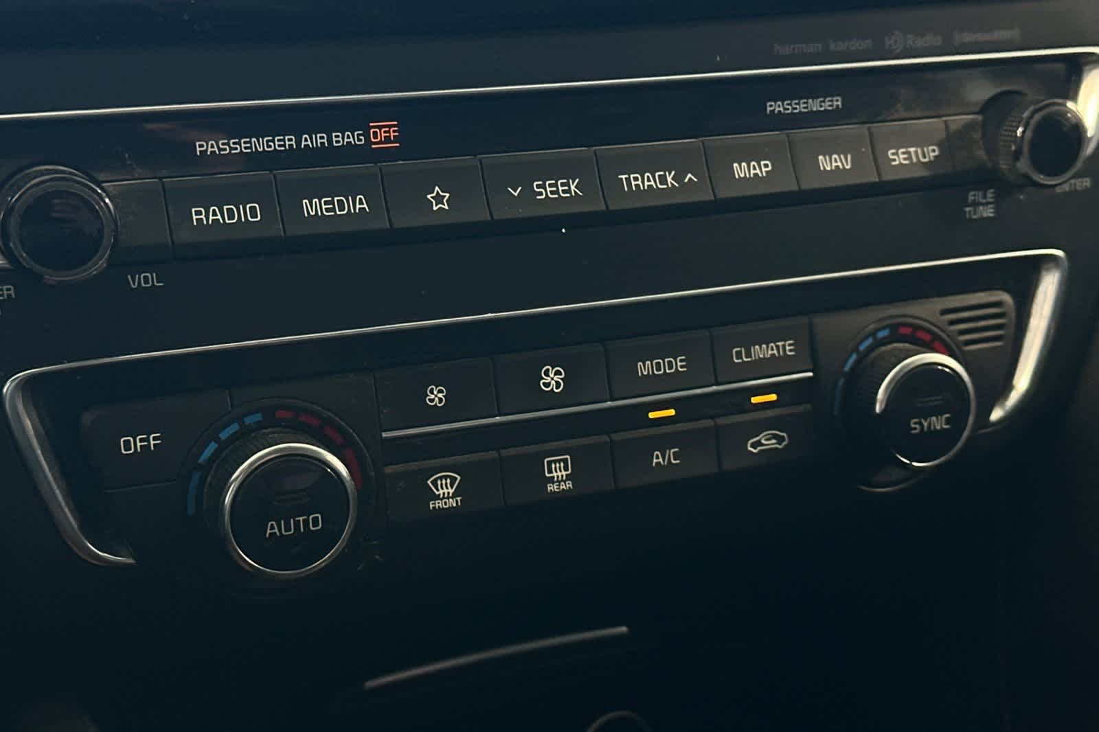 Thumbnail: 2019 Kia Optima - 22