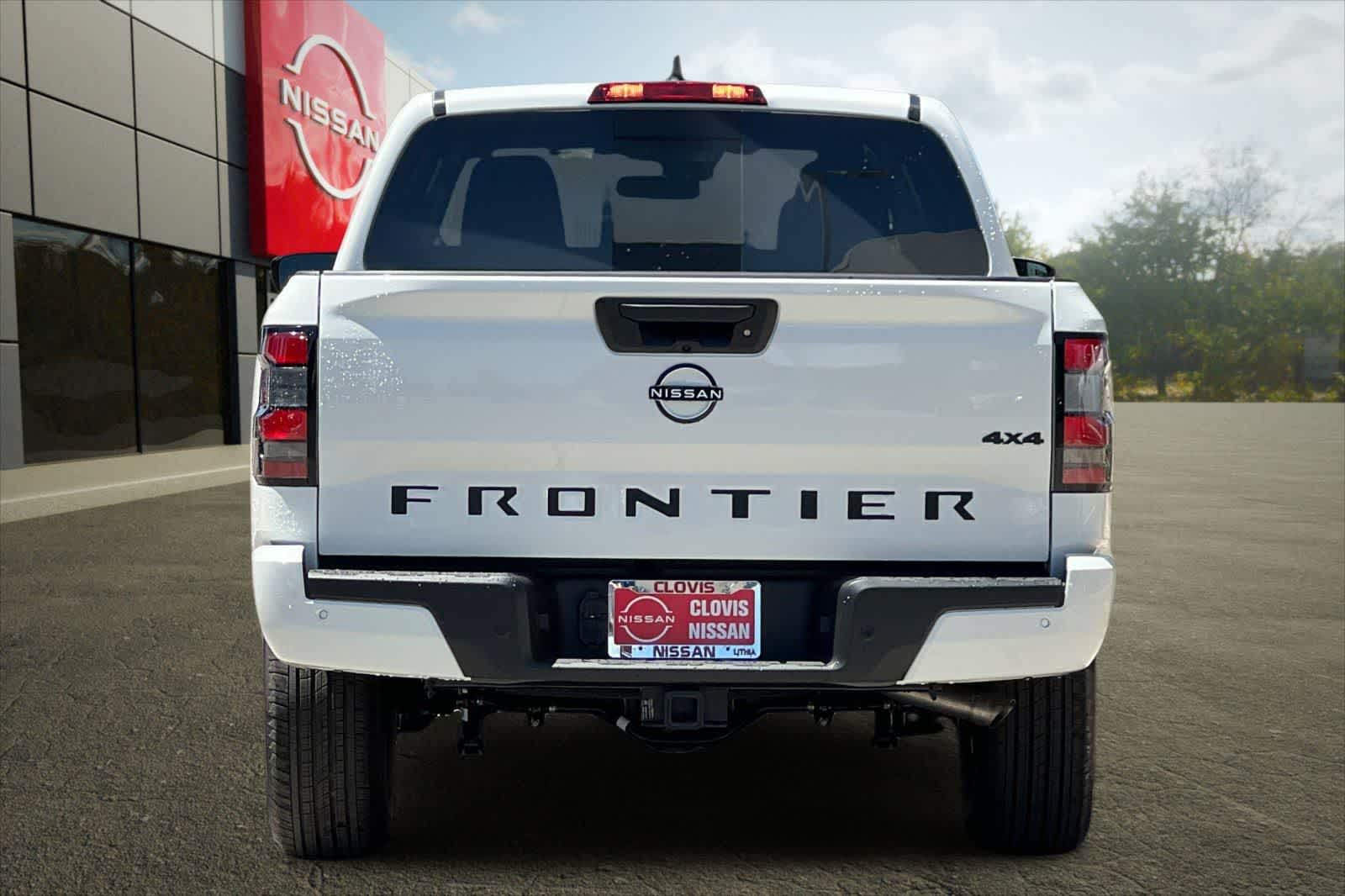 Thumbnail: 2026 Nissan Frontier - 8