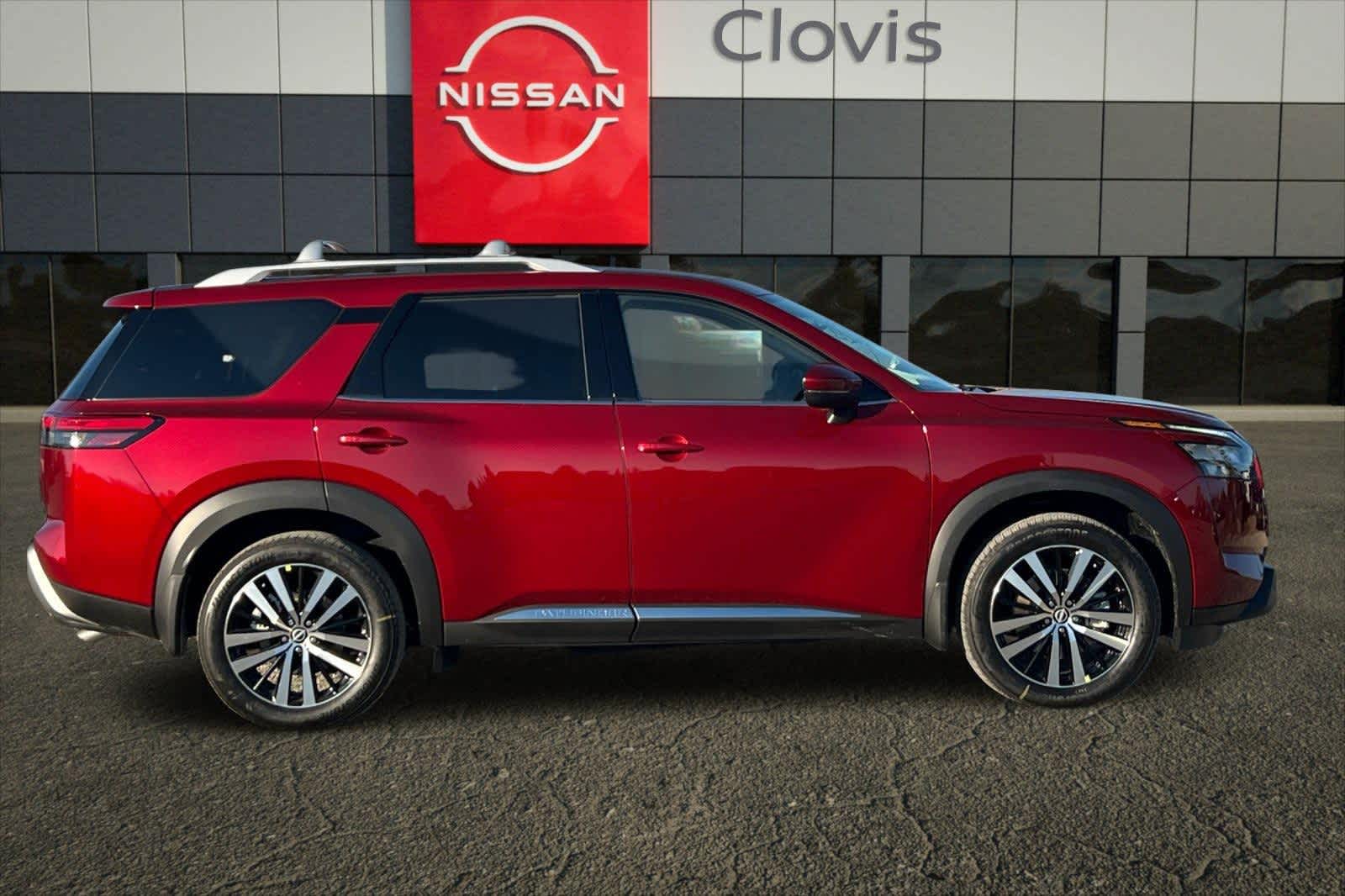 Thumbnail: 2025 Nissan Pathfinder - 8