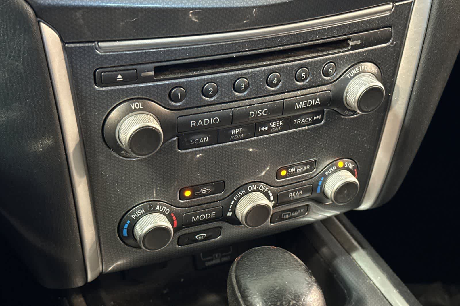 Thumbnail: 2020 Nissan Pathfinder - 24