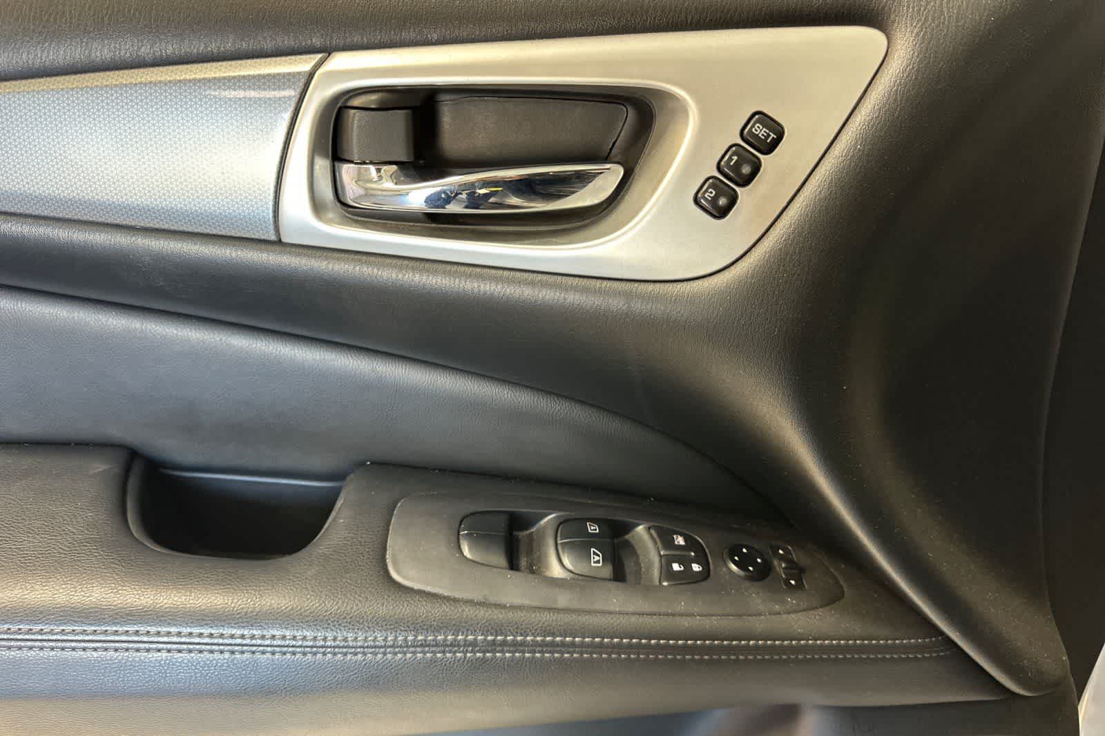 Thumbnail: 2020 Nissan Pathfinder - 15