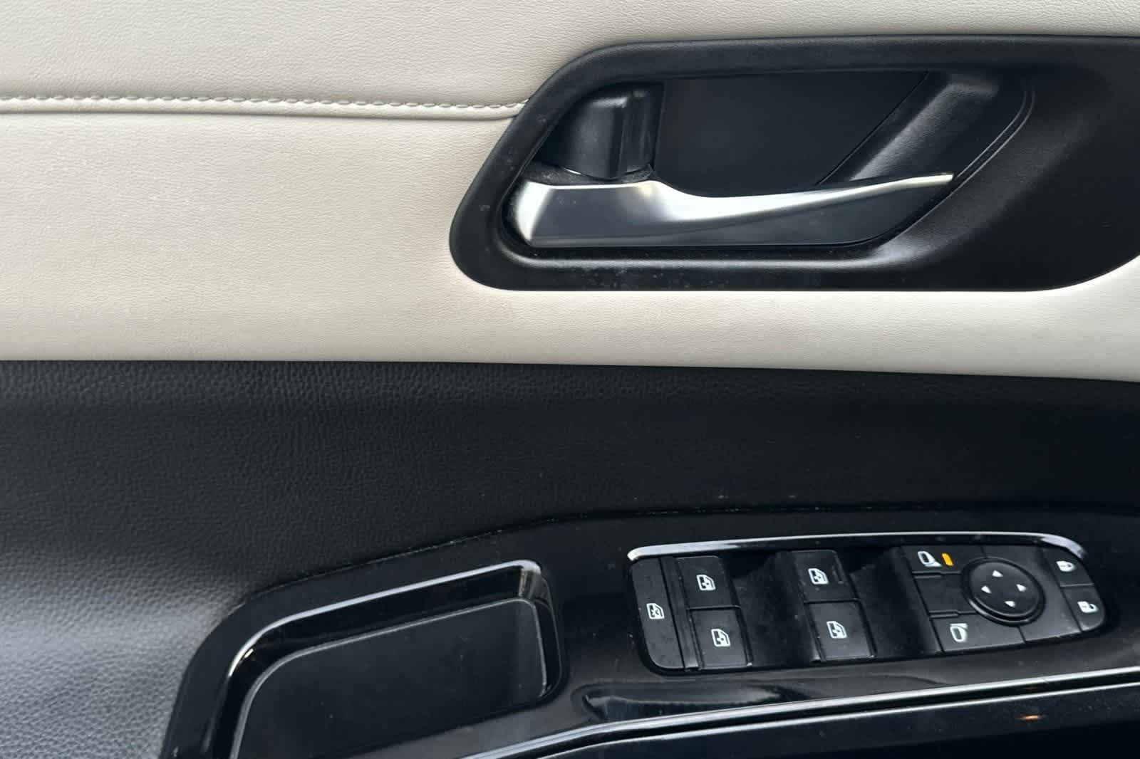 Thumbnail: 2022 Nissan Pathfinder - 13