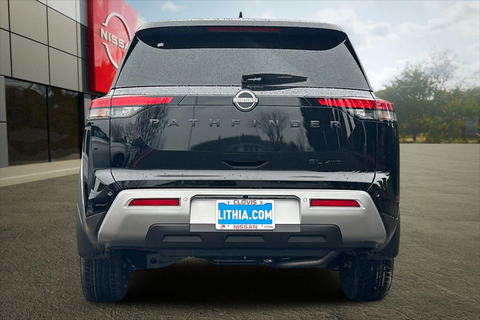 Thumbnail: 2025 Nissan Pathfinder - 8