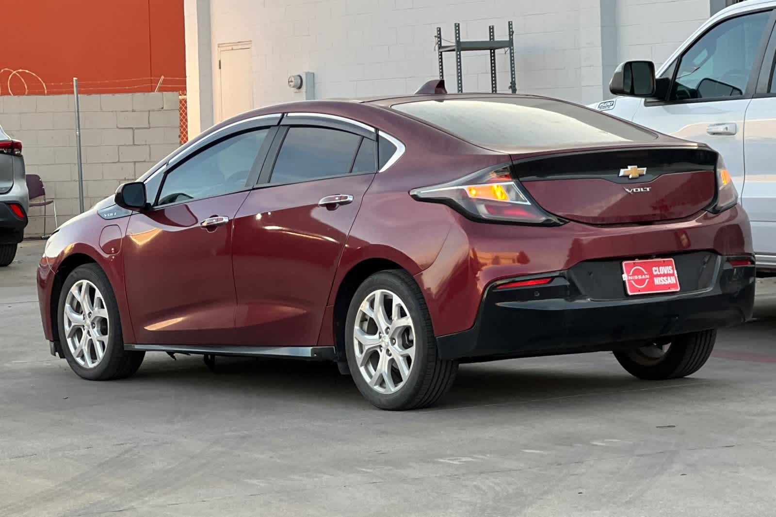 Thumbnail: 2016 Chevrolet Volt - 7