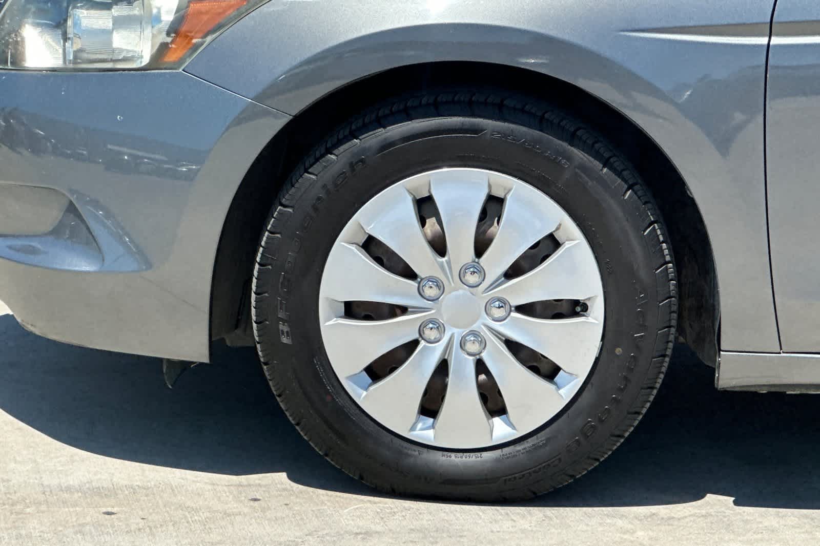 Thumbnail: 2009 Honda Accord - 12