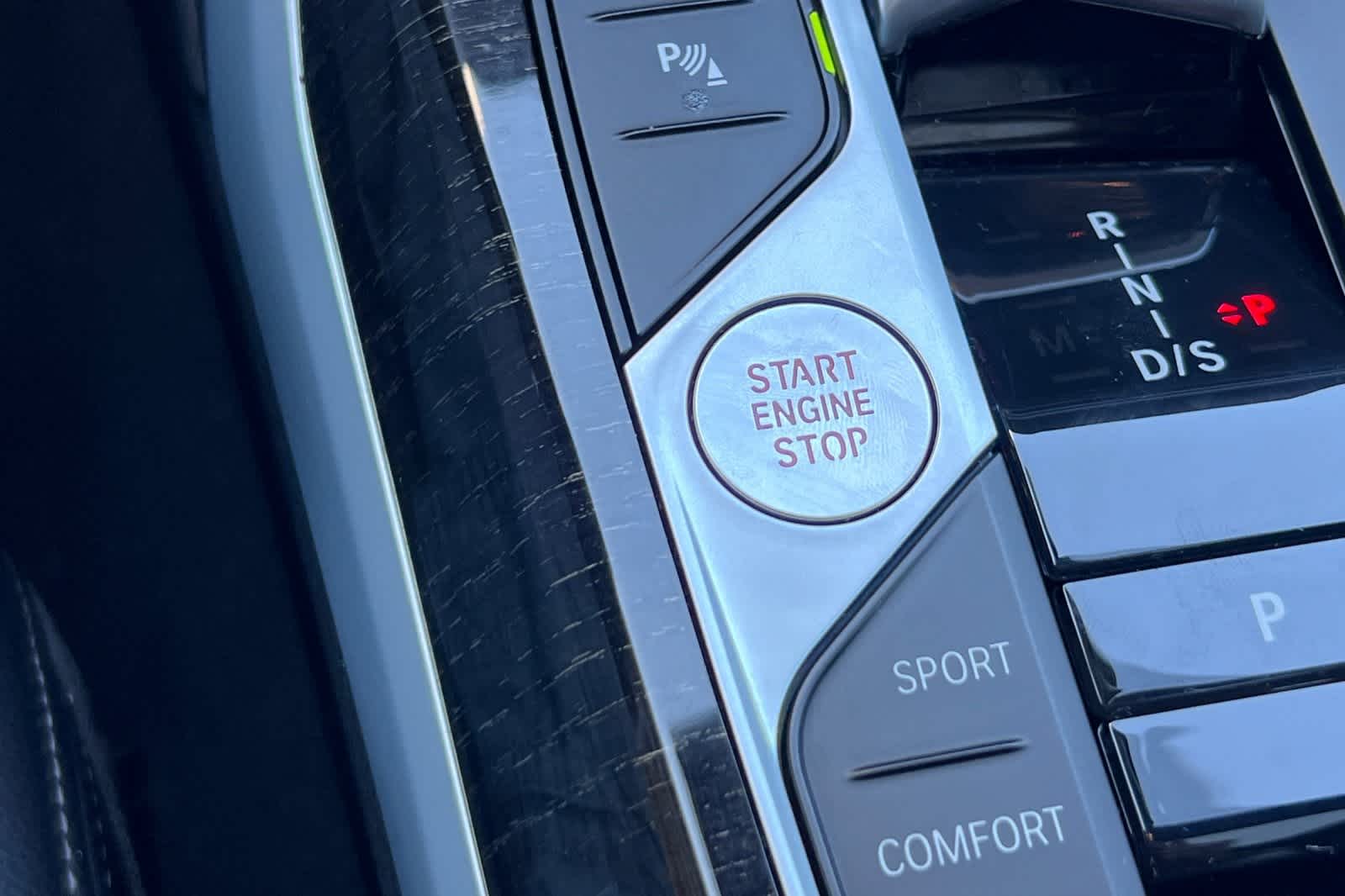 Thumbnail: 2023 BMW 3 Series - 25