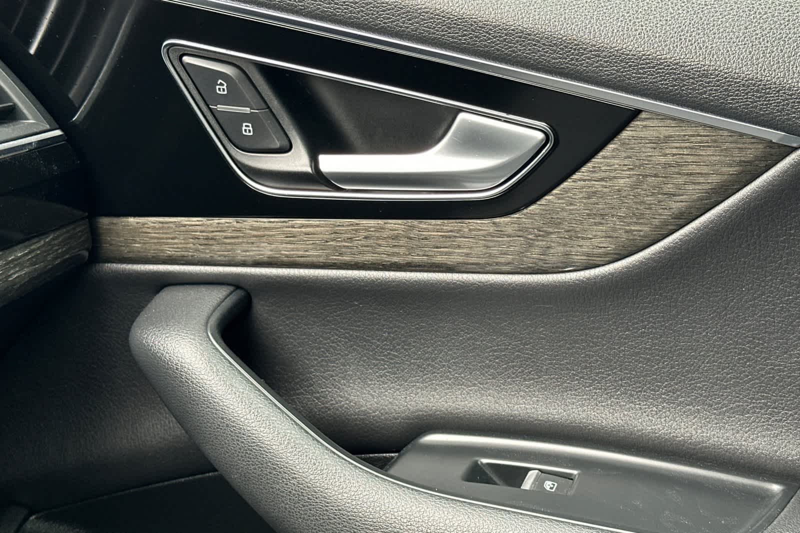 Thumbnail: 2019 Audi Q7 - 21