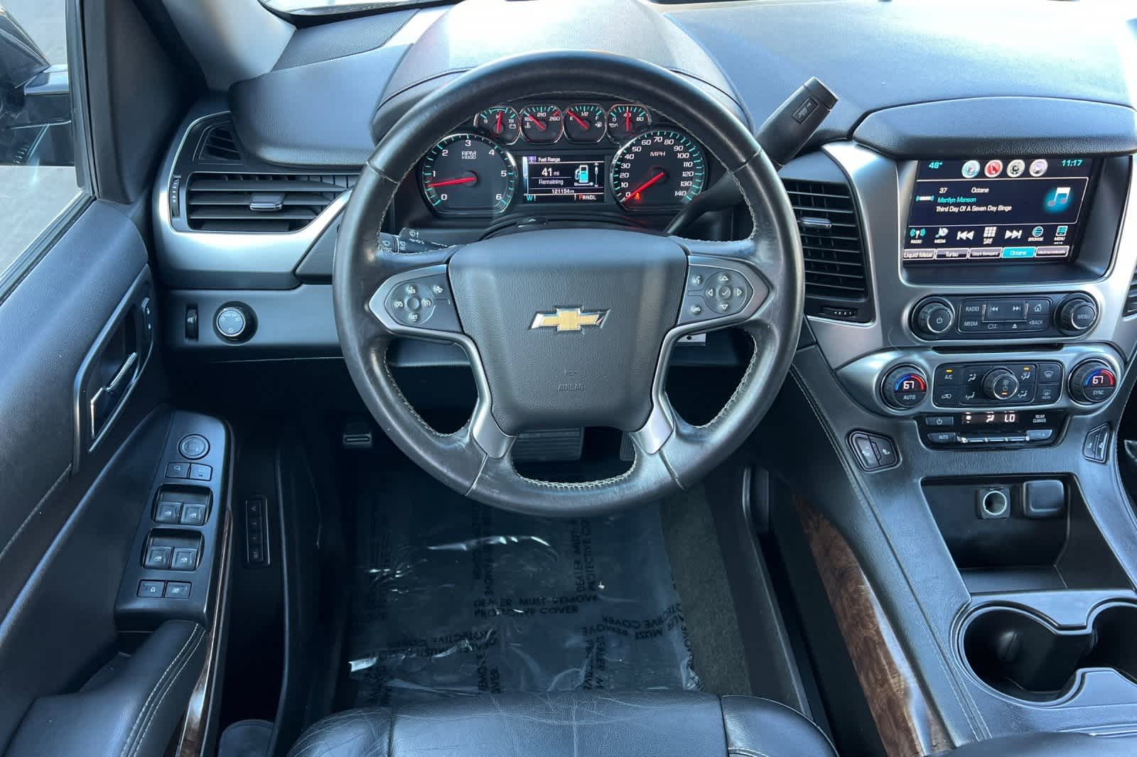 Thumbnail: 2017 Chevrolet Suburban - 16