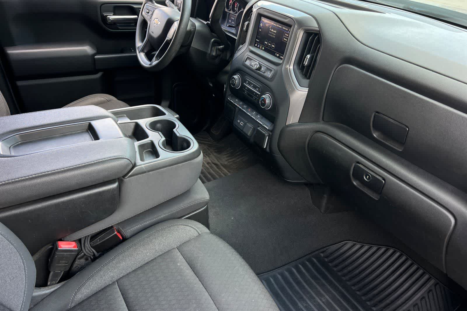 Thumbnail: 2022 Chevrolet Silverado 1500 - 17