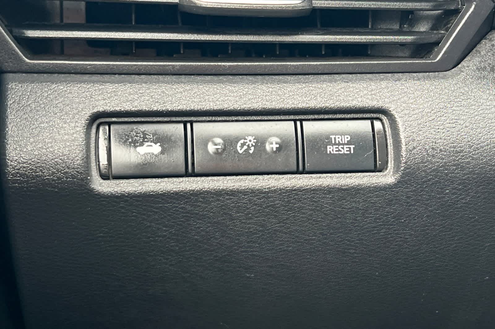 Thumbnail: 2023 Nissan Altima - 32