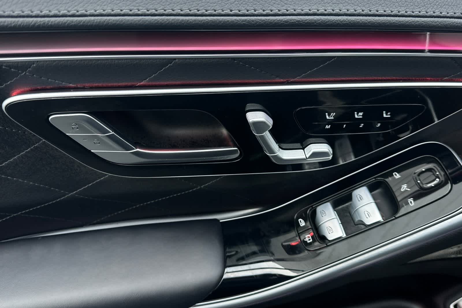 Thumbnail: 2023 Mercedes-Benz S-Class - 13