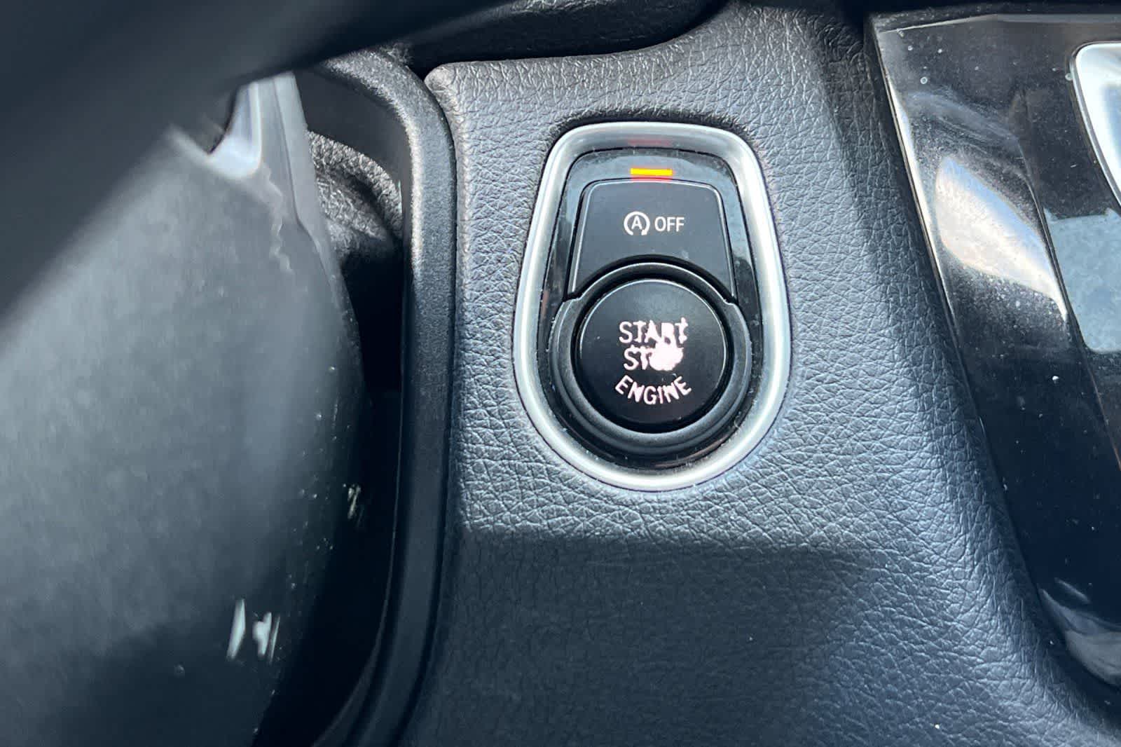 Thumbnail: 2016 BMW 3 Series - 27