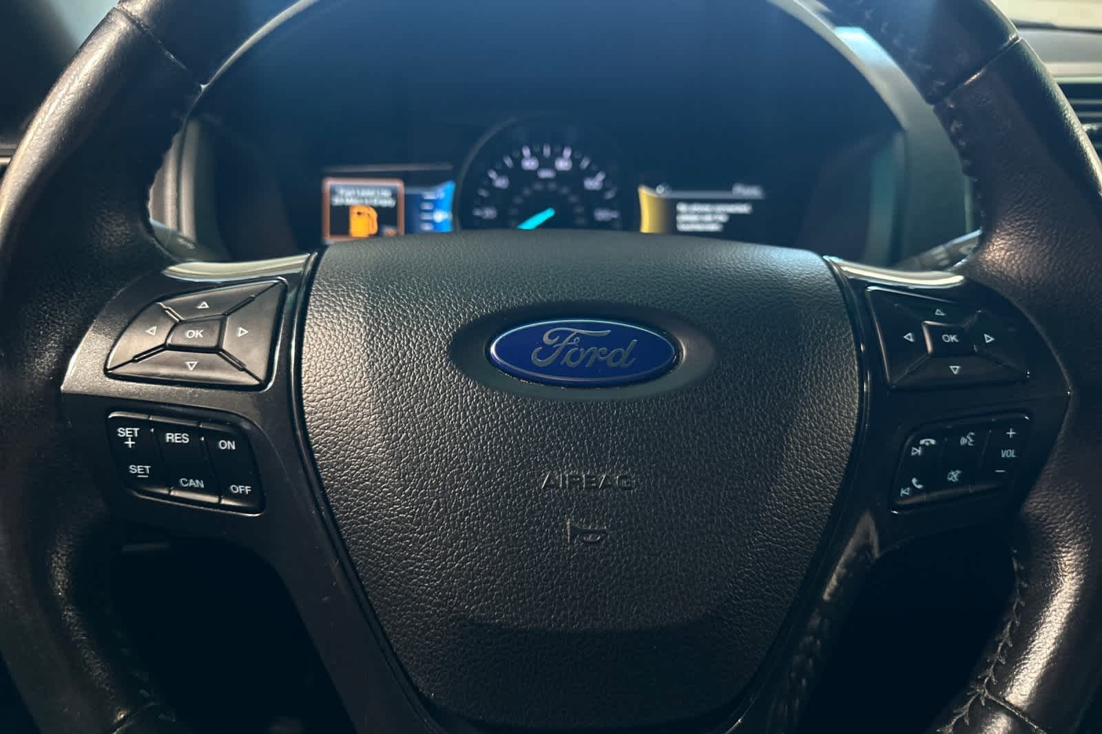 Thumbnail: 2016 Ford Explorer - 26