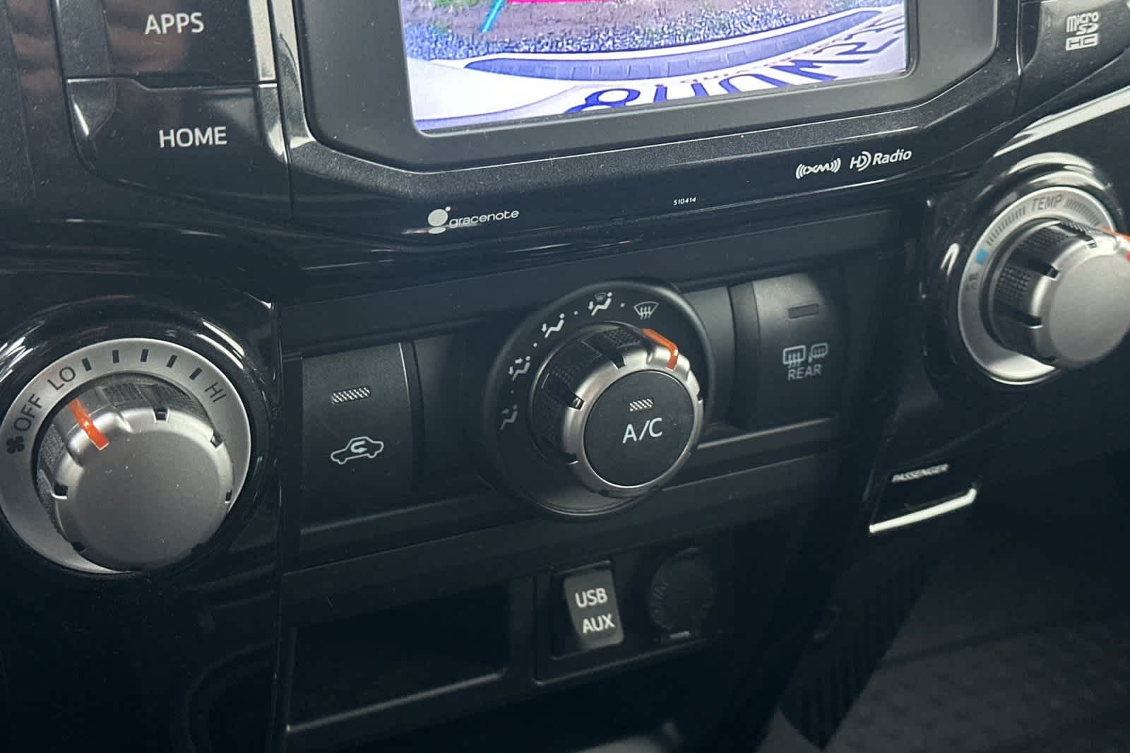 Thumbnail: 2019 Toyota 4Runner - 21