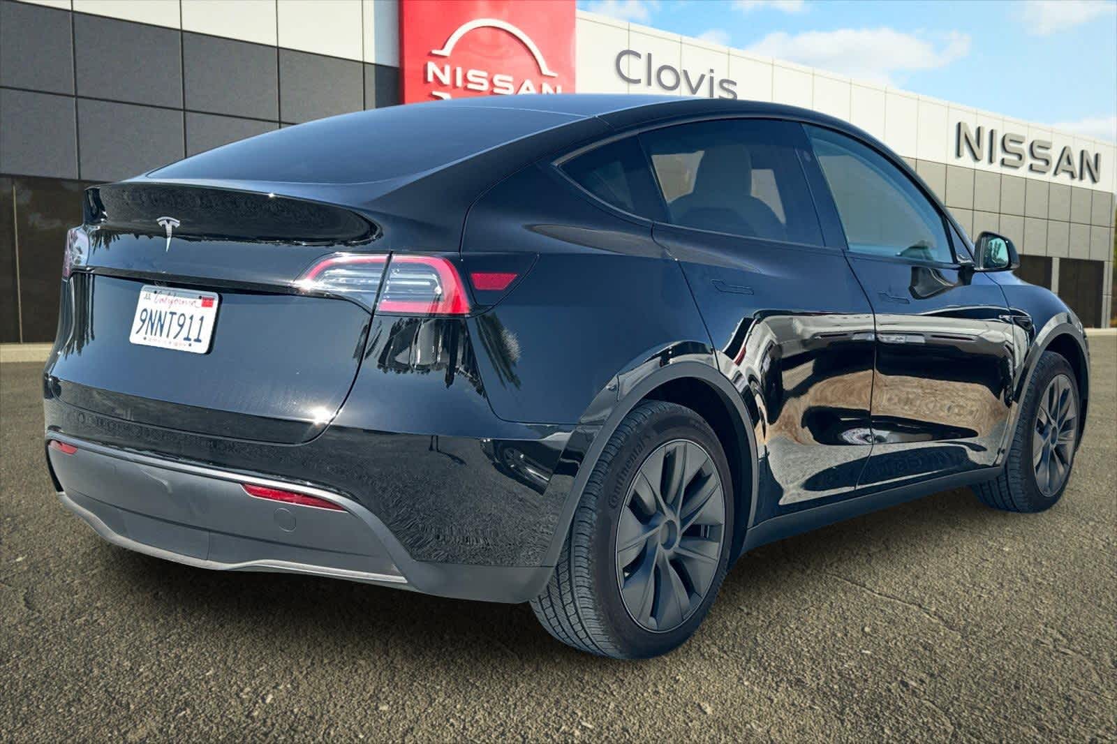 Thumbnail: 2024 Tesla Model Y - 3