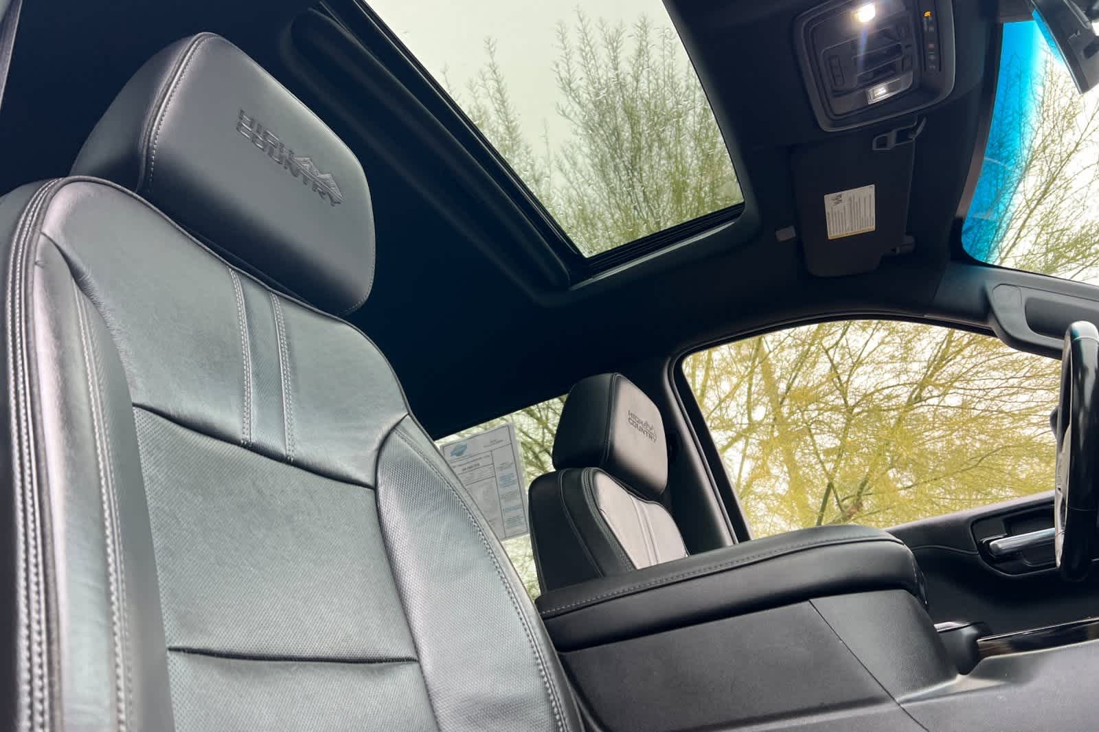 Thumbnail: 2021 Chevrolet Silverado 1500 - 19