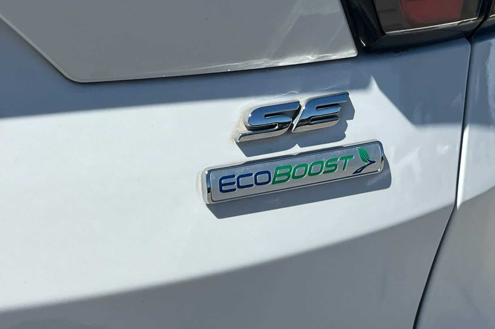 Thumbnail: 2018 Ford Escape - 17