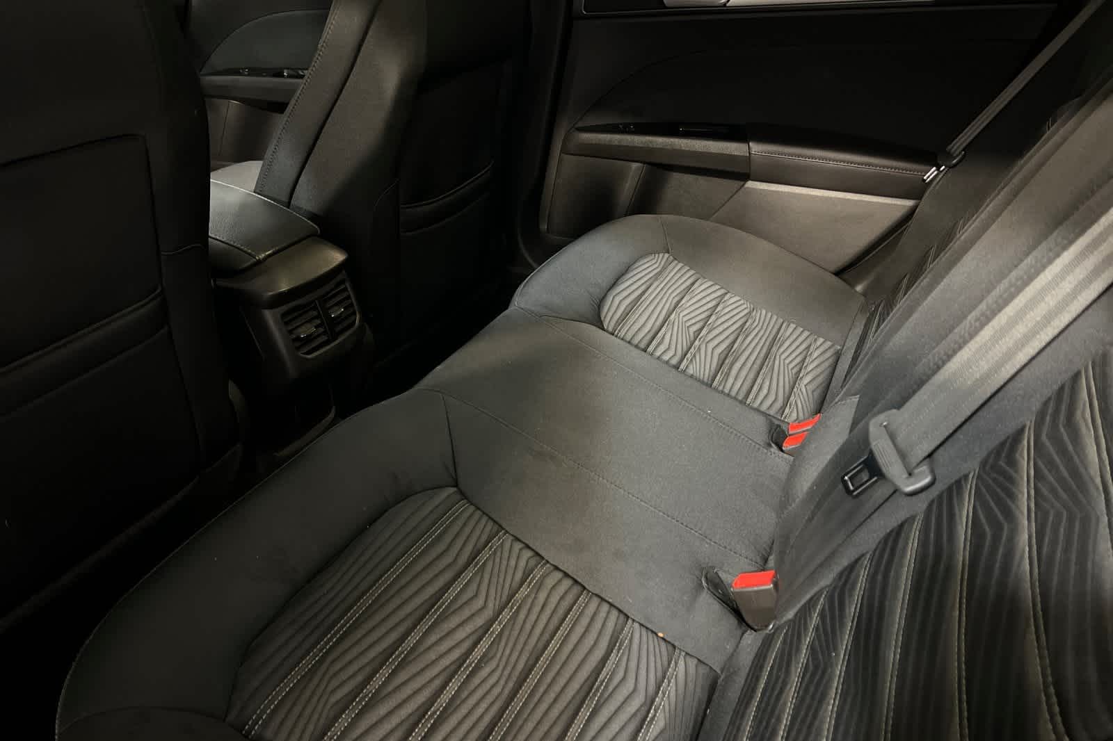 Thumbnail: 2016 Ford Fusion - 5