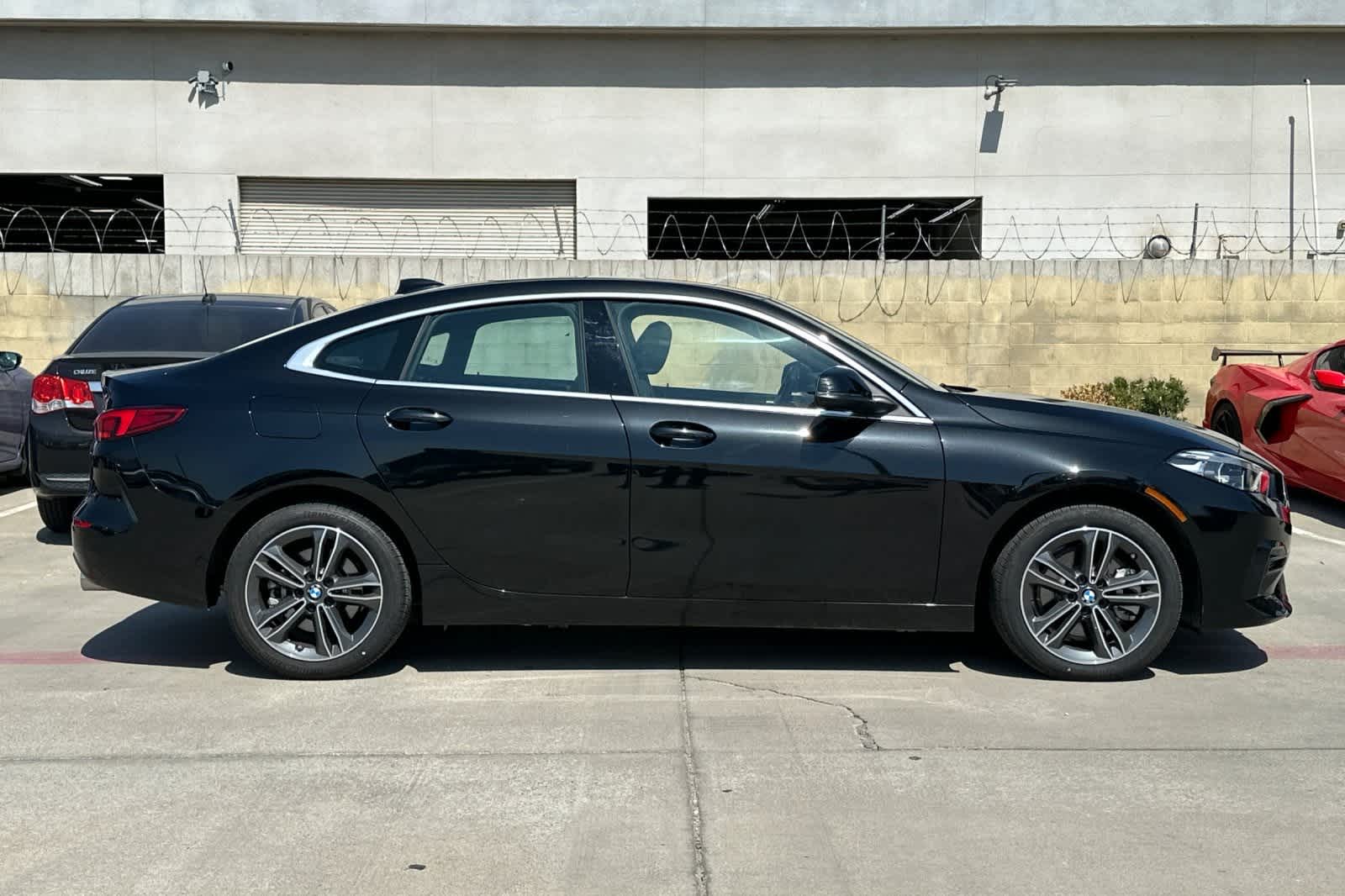 Thumbnail: 2024 BMW 2 Series - 9