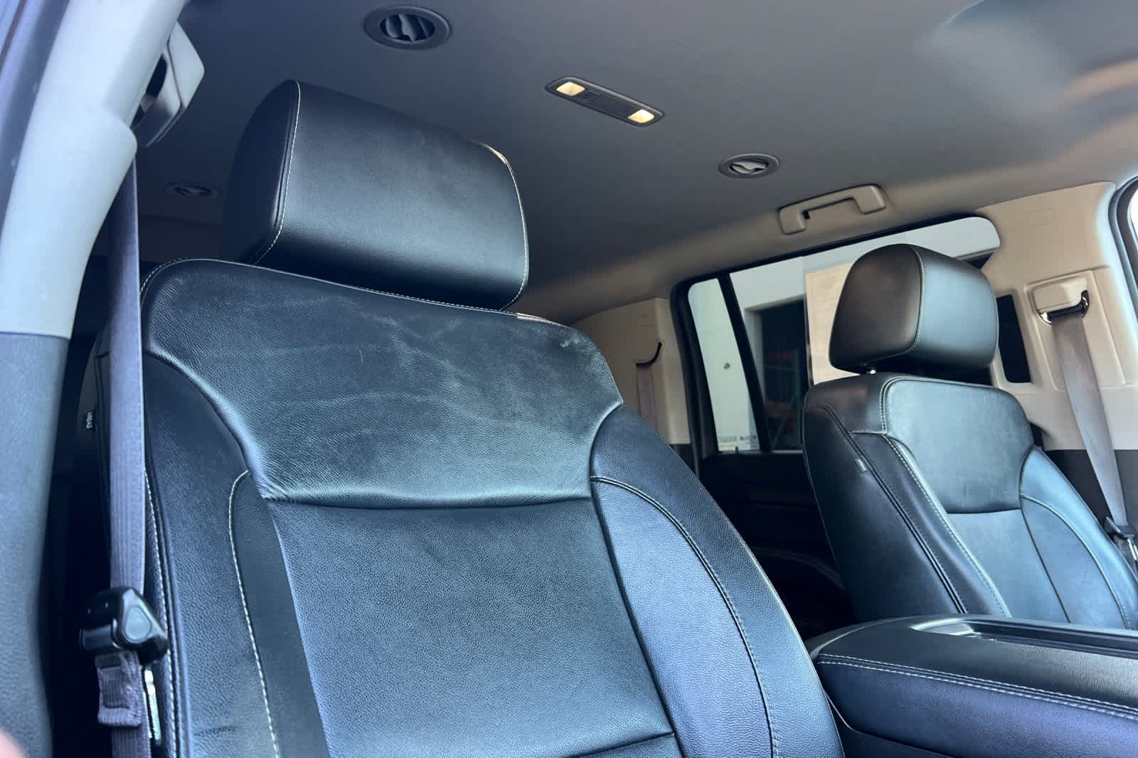 Thumbnail: 2017 Chevrolet Suburban - 21