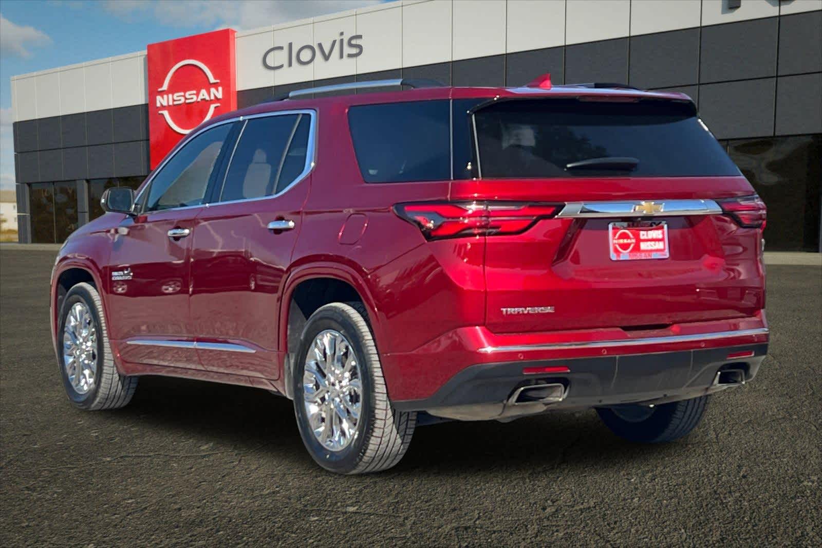 Thumbnail: 2023 Chevrolet Traverse - 7