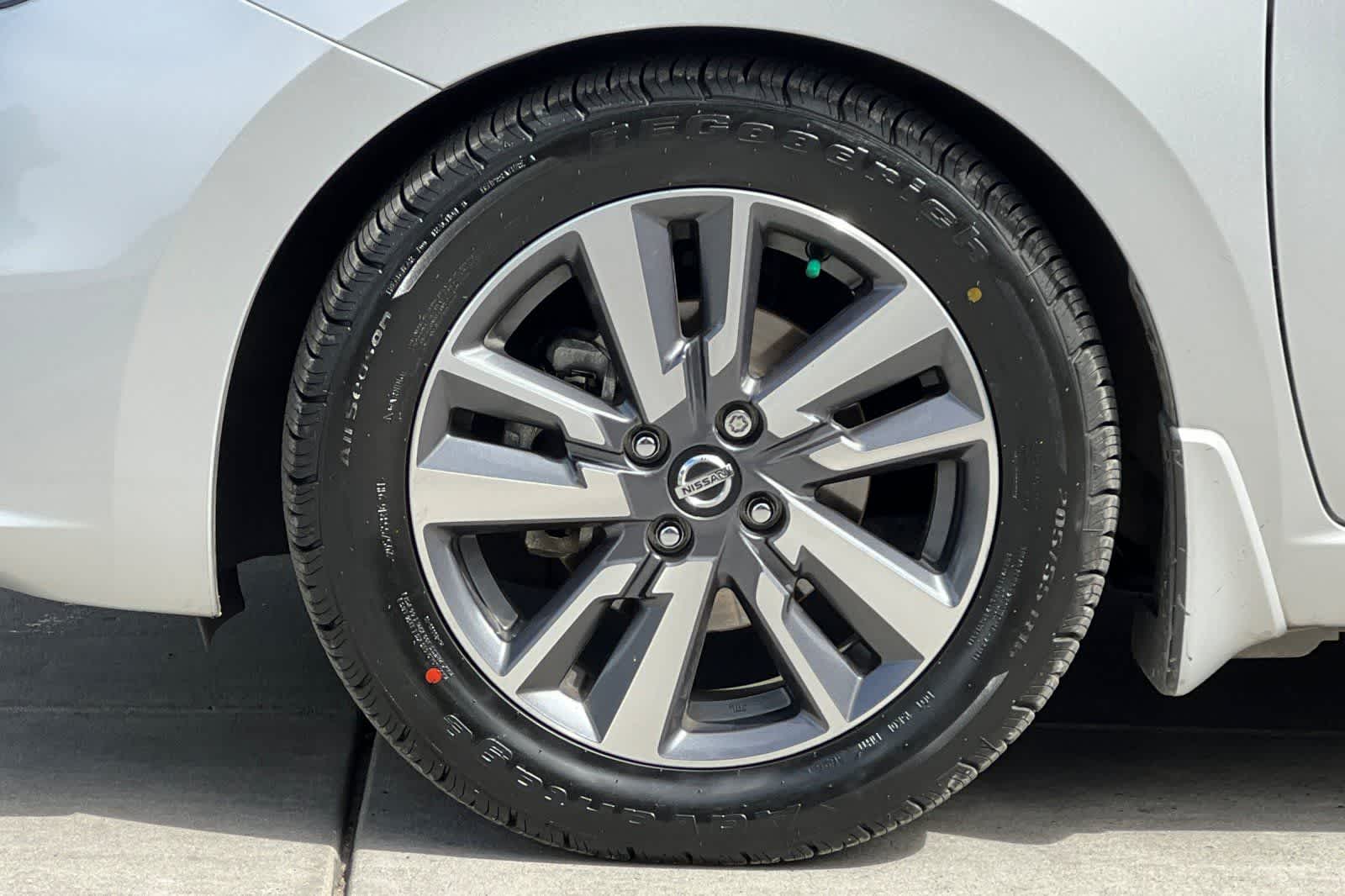 Thumbnail: 2020 Nissan Versa - 34