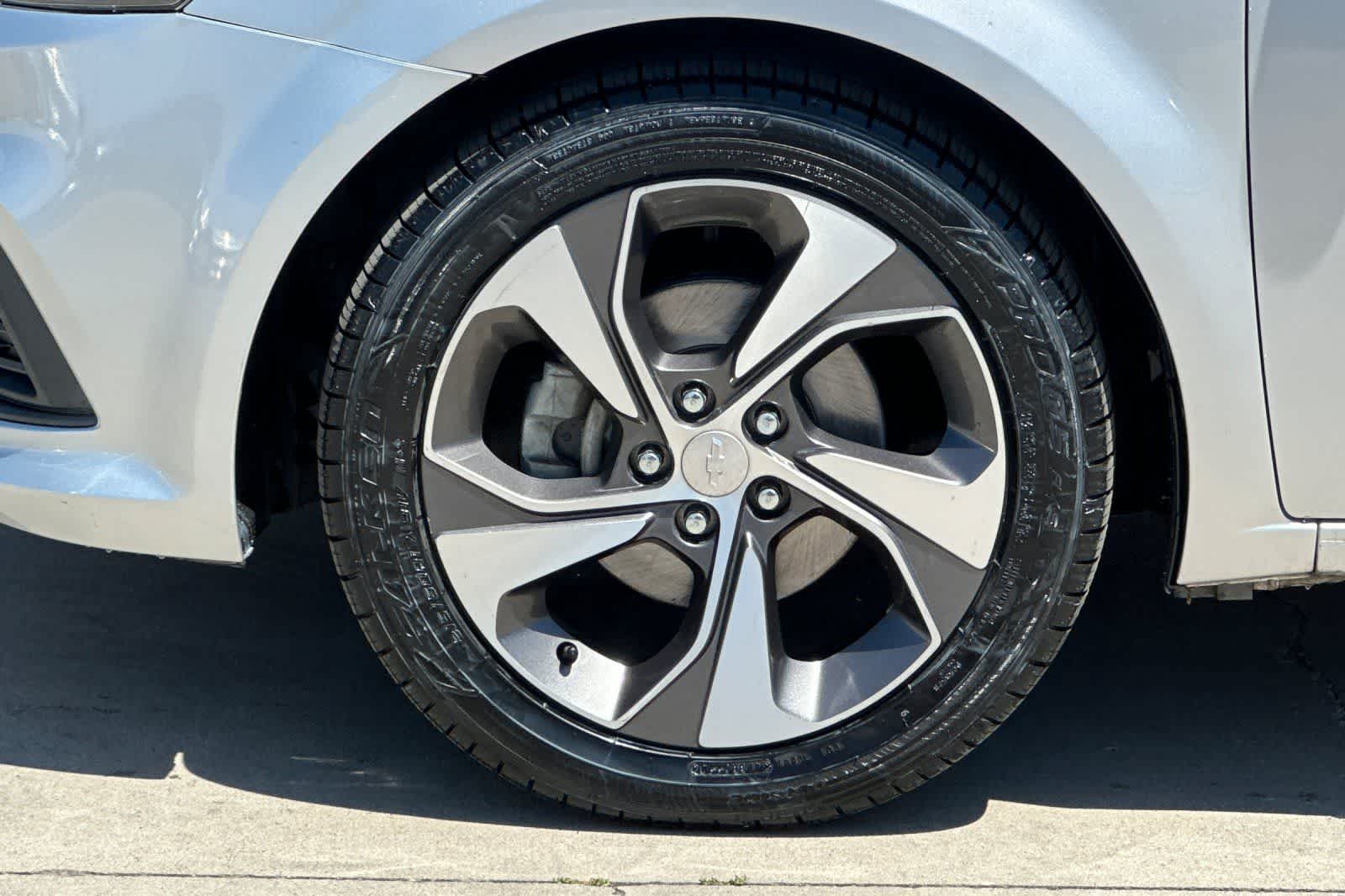 Thumbnail: 2017 Chevrolet Sonic - 34