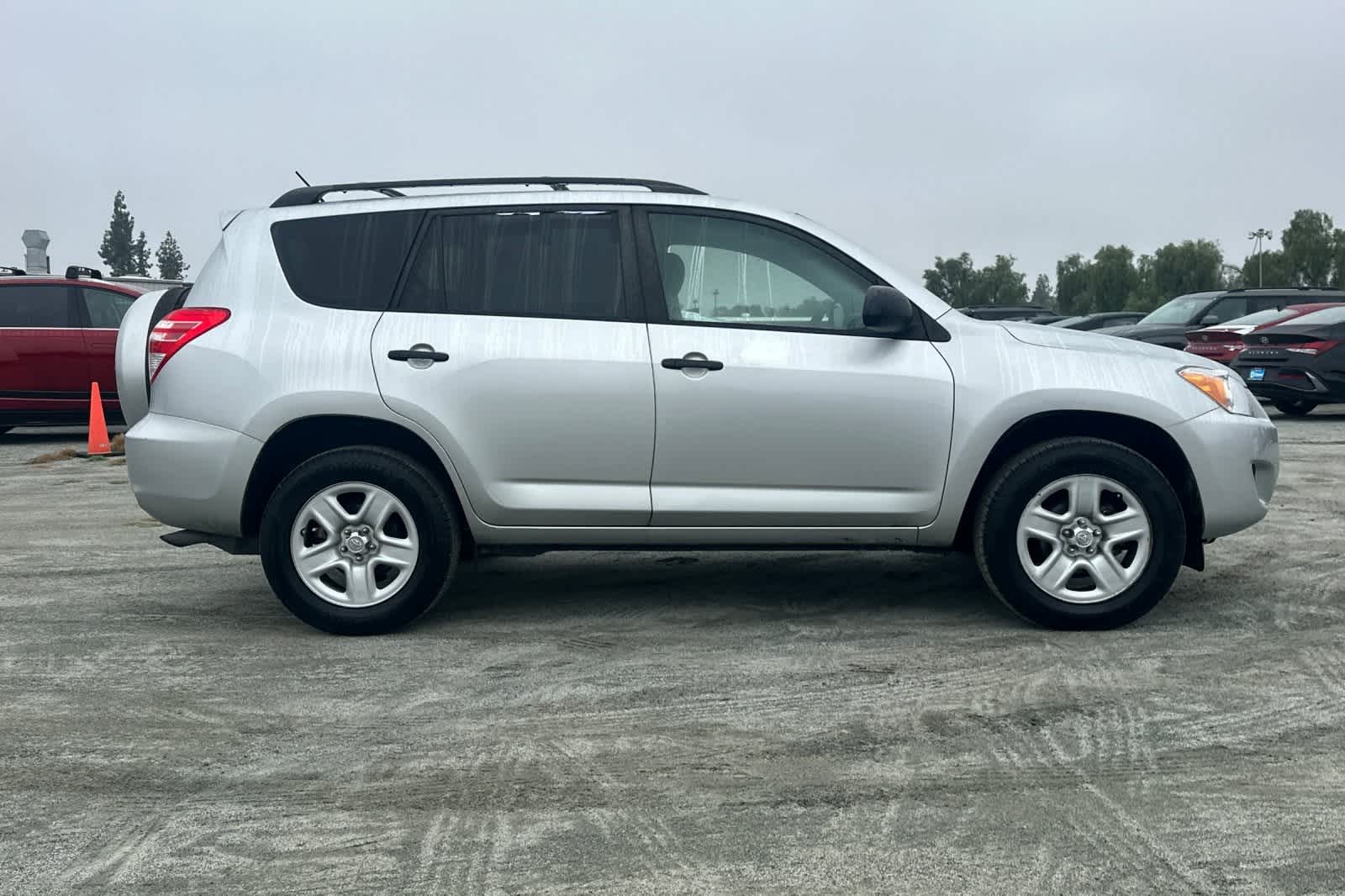 Thumbnail: 2011 Toyota RAV4 - 9