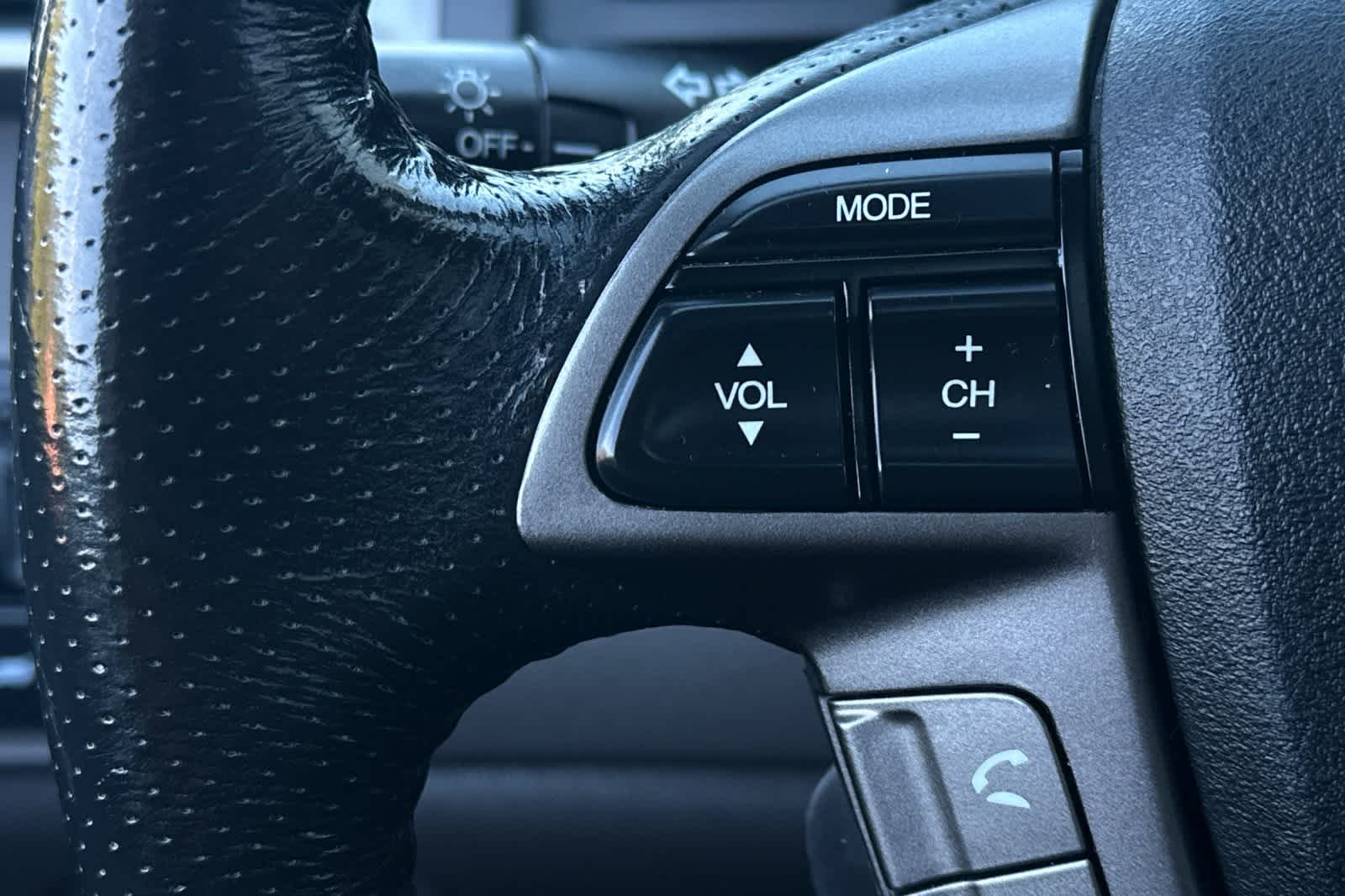 Thumbnail: 2015 Honda Odyssey - 31