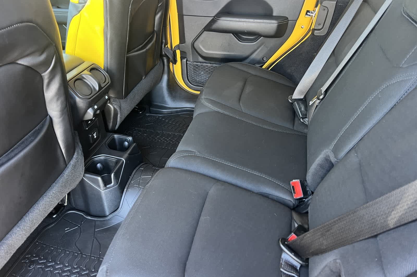 Thumbnail: 2019 Jeep Wrangler - 5