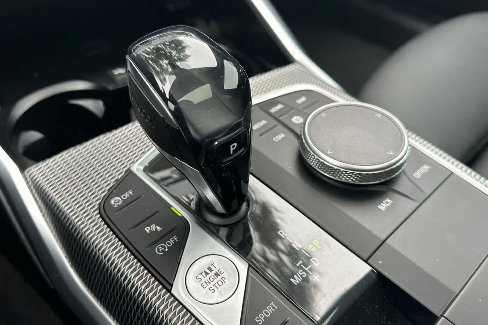 Thumbnail: 2020 BMW 3 Series - 24