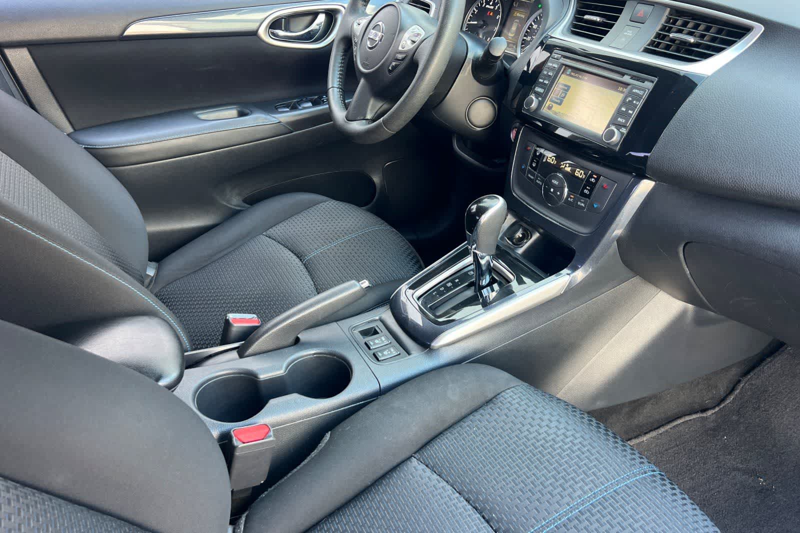 Thumbnail: 2018 Nissan Sentra - 17