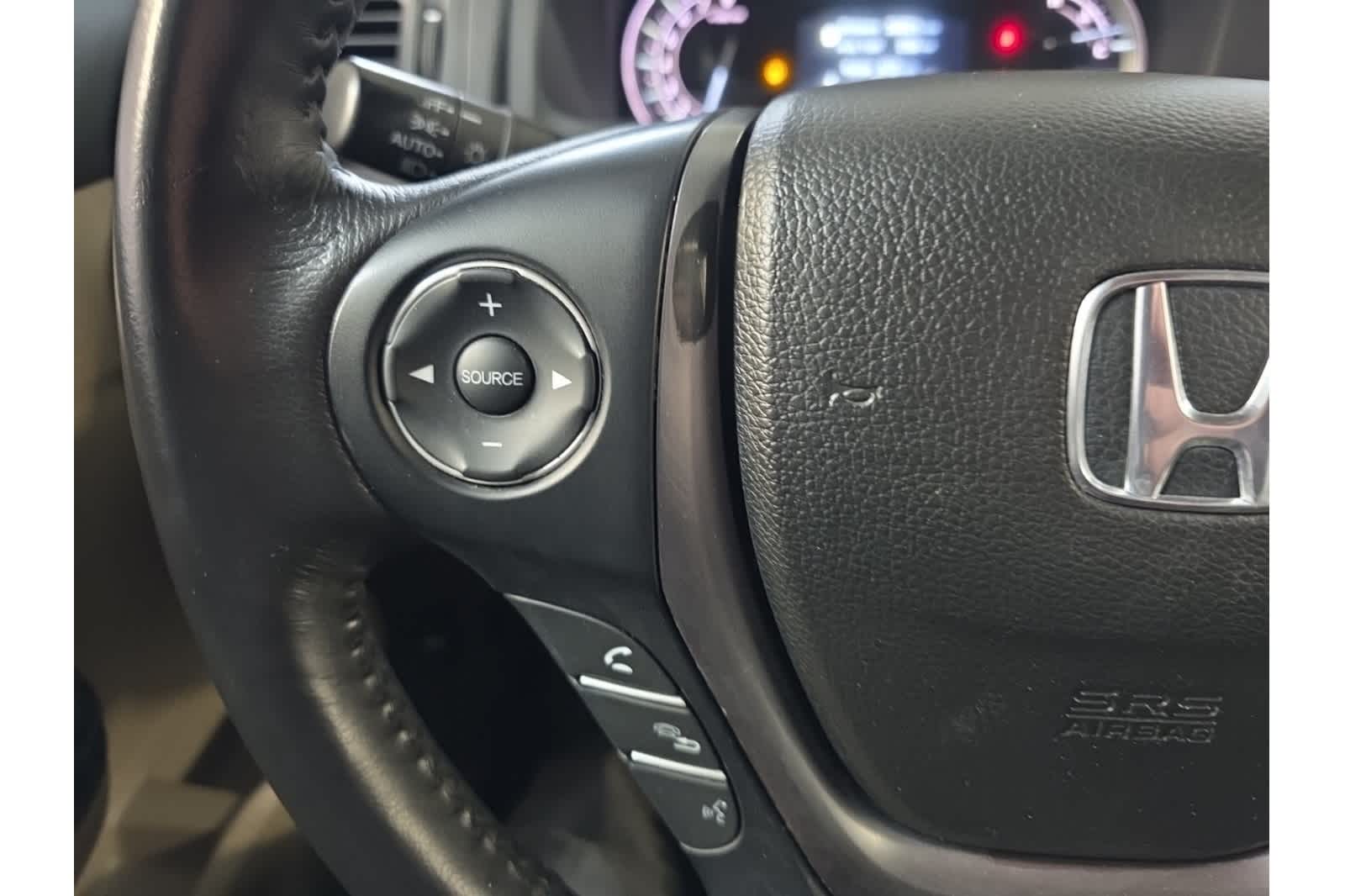 Thumbnail: 2017 Honda Ridgeline - 27