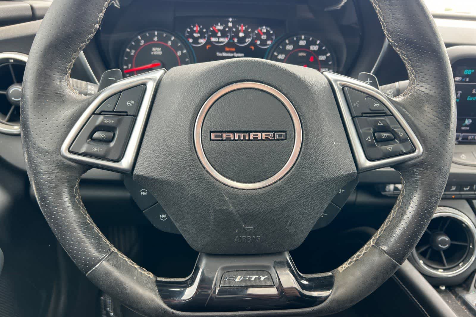 Thumbnail: 2017 Chevrolet Camaro - 25