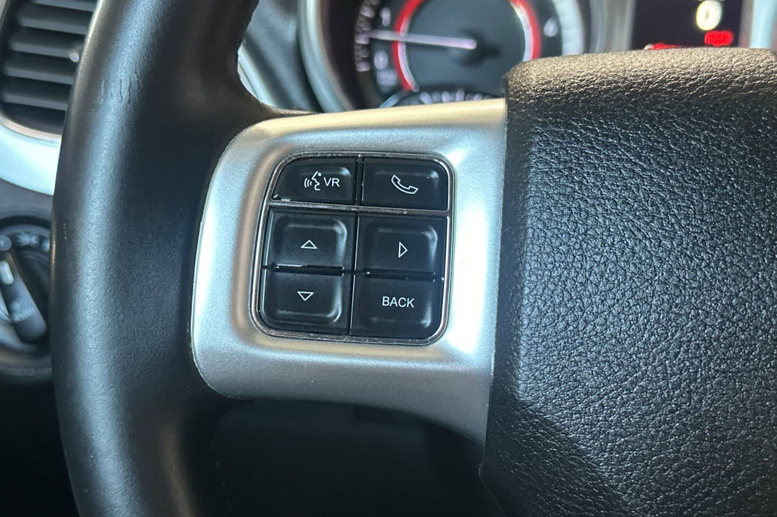 Thumbnail: 2015 Dodge Journey - 31