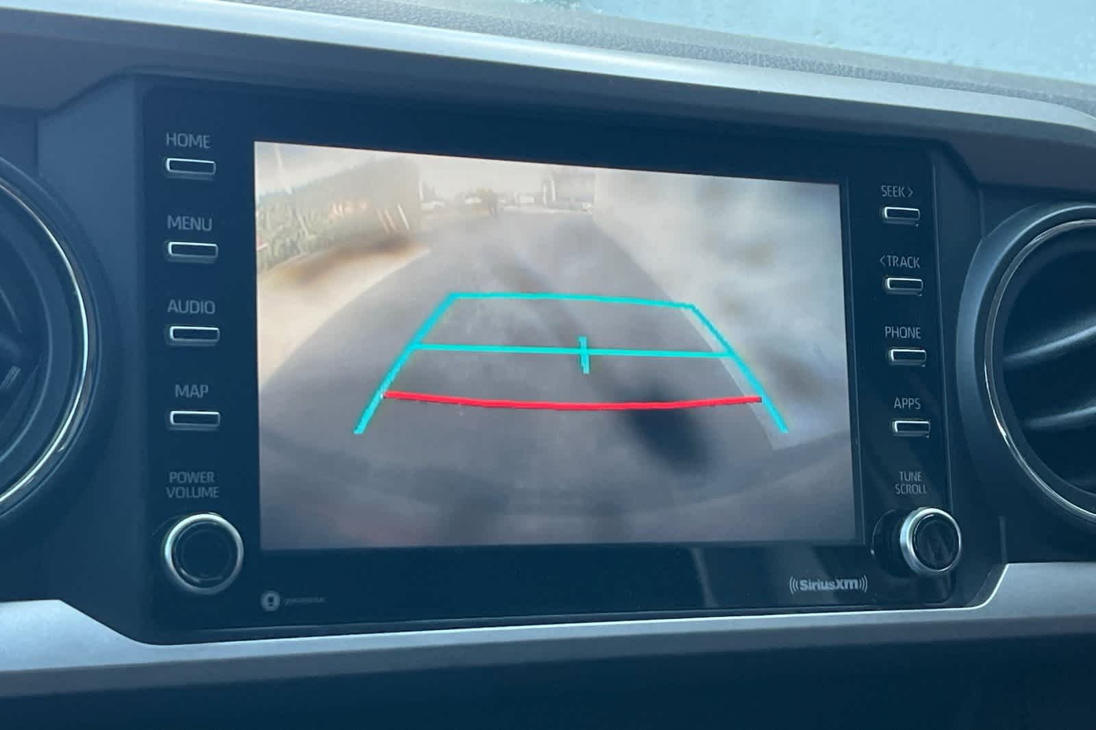 Thumbnail: 2020 Toyota Tacoma - 19