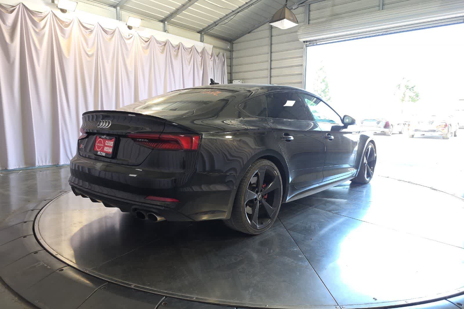 Thumbnail: 2019 Audi S5 - 3