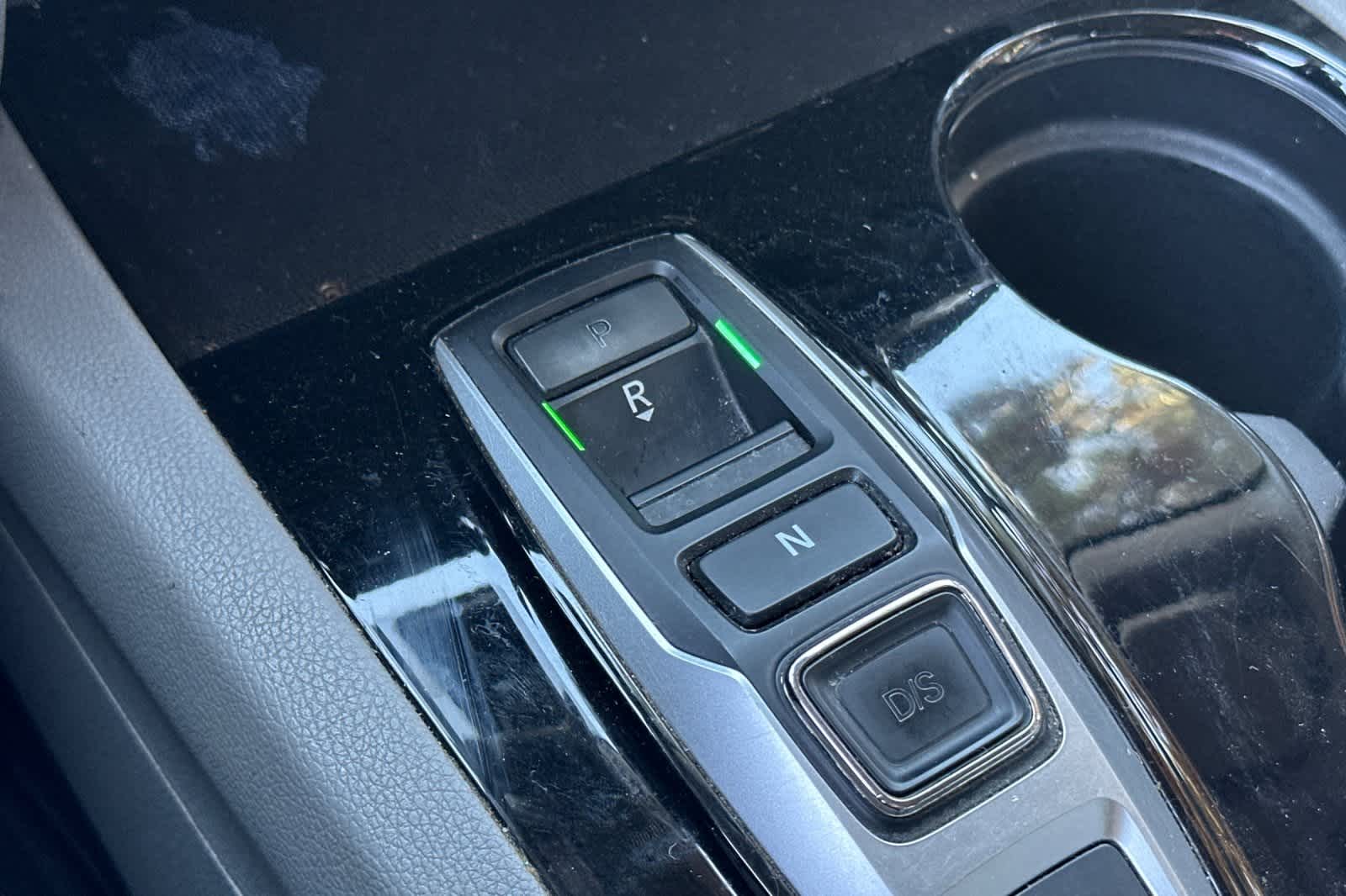 Thumbnail: 2016 Honda Pilot - 23