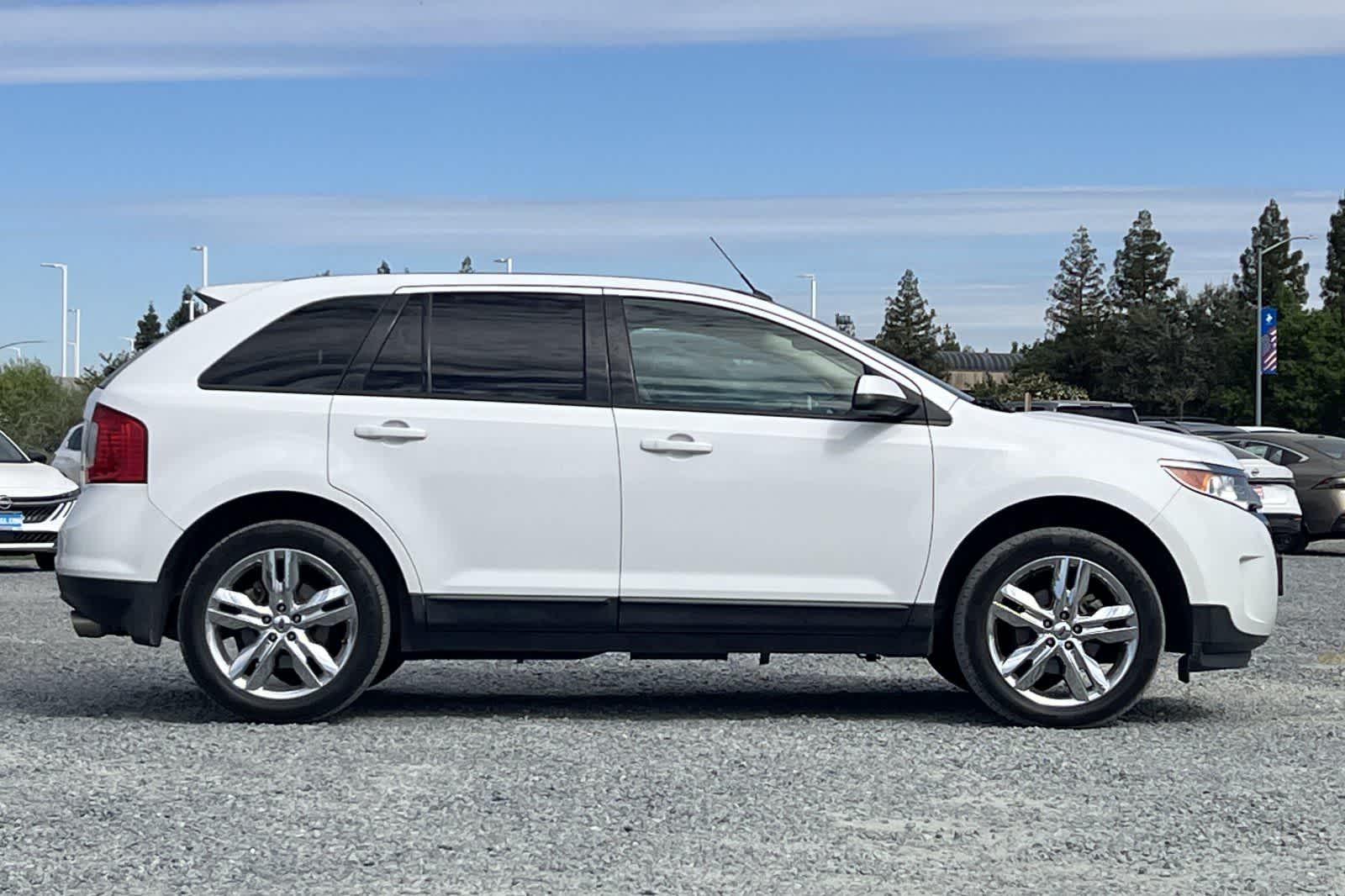 Thumbnail: 2014 Ford Edge - 9