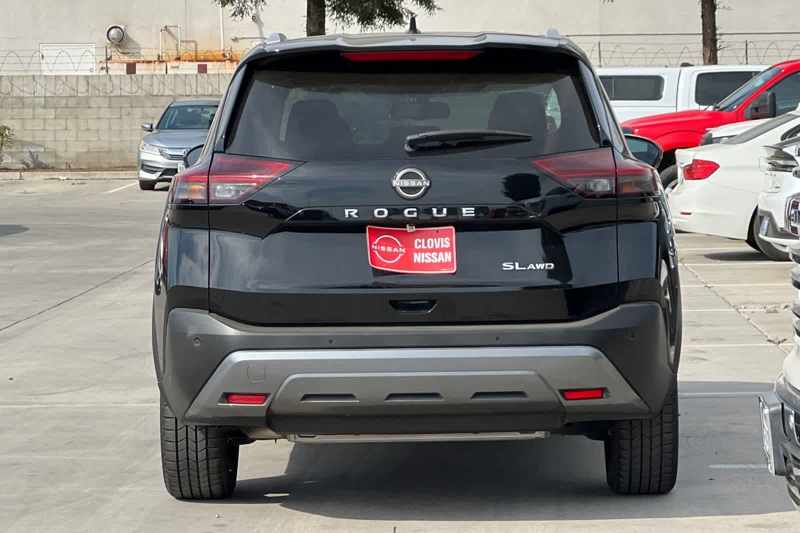 Thumbnail: 2023 Nissan Rogue - 8