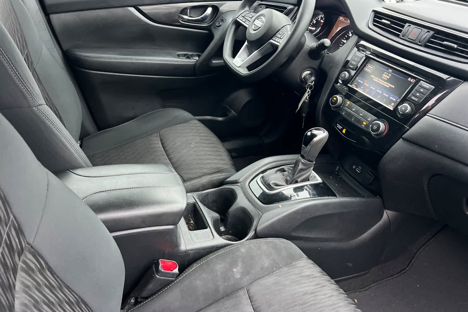 Thumbnail: 2018 Nissan Rogue - 17