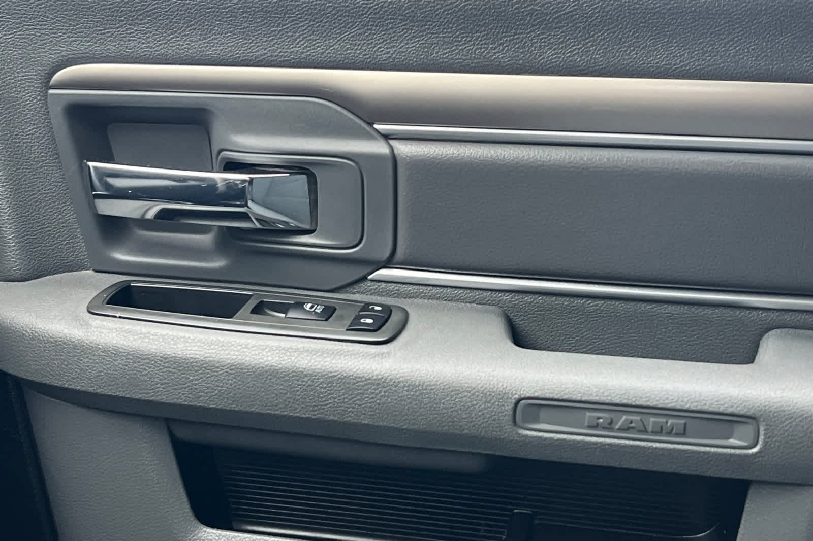 Thumbnail: 2013 RAM 1500 - 19