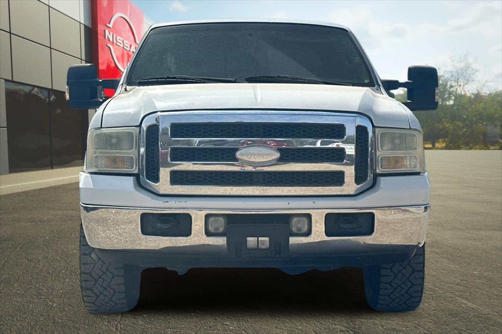 Thumbnail: 2005 Ford F-250 - 11