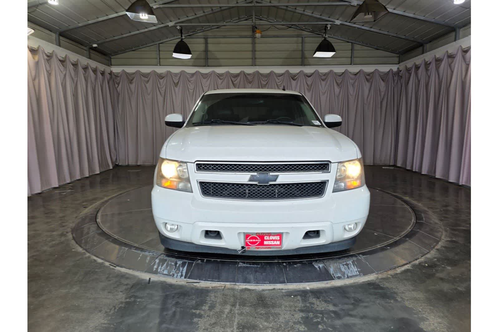 Thumbnail: 2010 Chevrolet Tahoe - 5