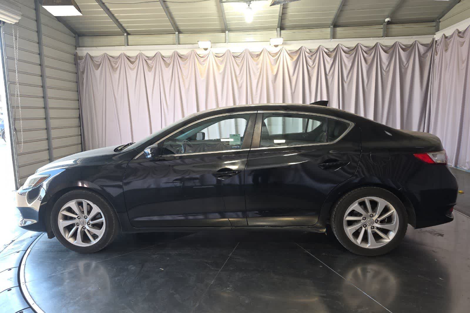 Thumbnail: 2017 Acura ILX - 6