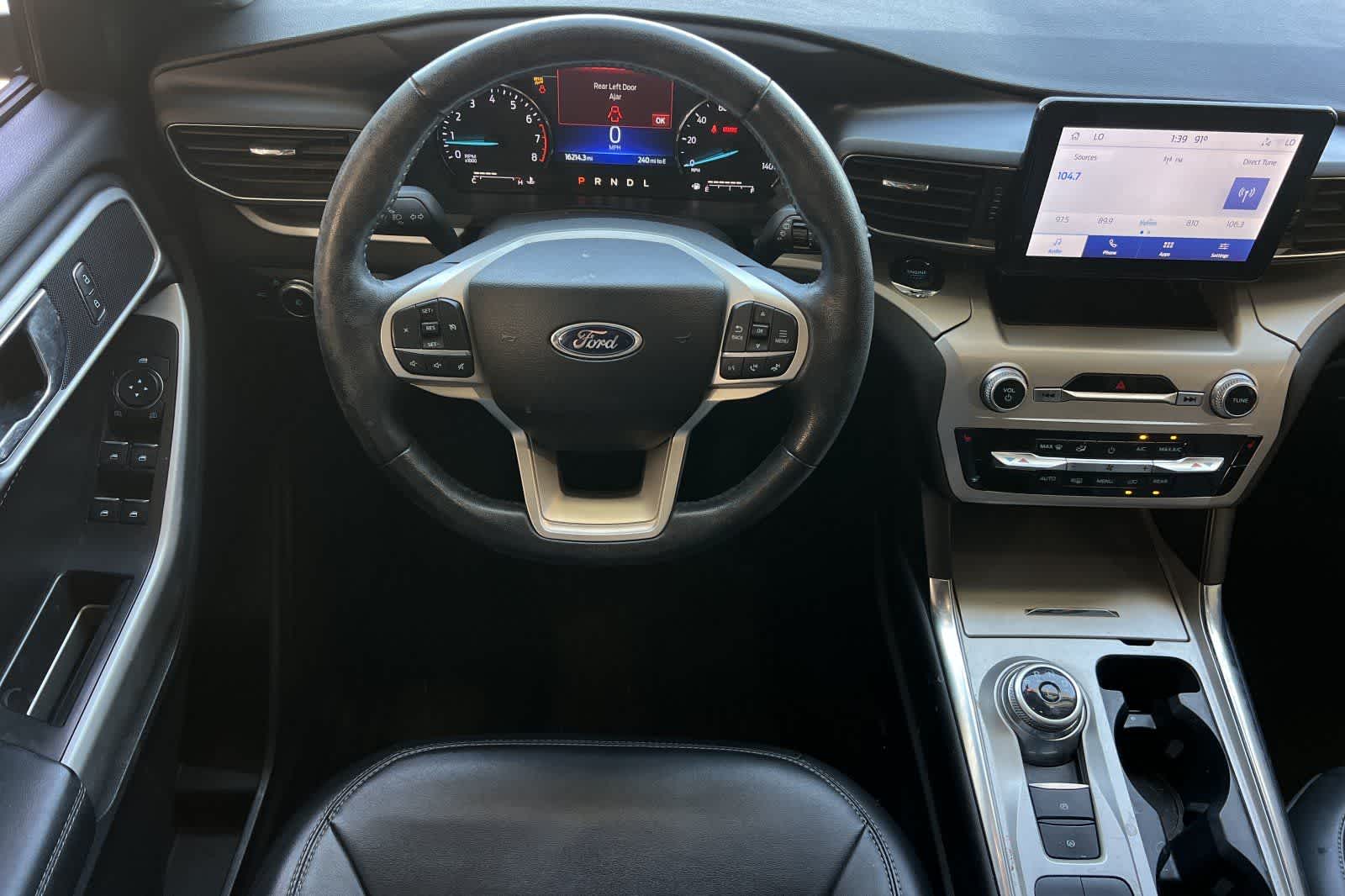 Thumbnail: 2022 Ford Explorer - 16