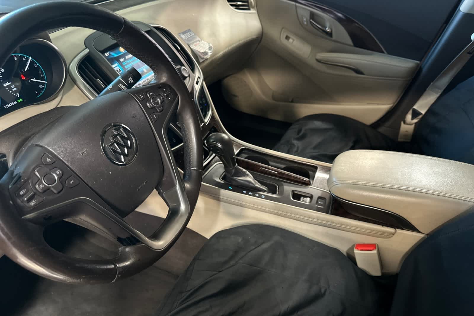 Thumbnail: 2014 Buick LaCrosse - 14